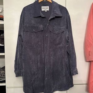 Oversized velvety corduroy shirt!